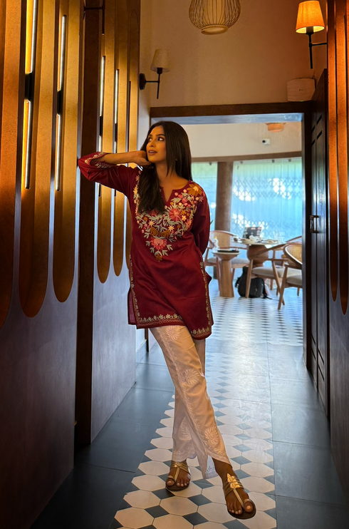 Aditi in Kashmiri Aari Work Cotton Short Kurta – Maroon